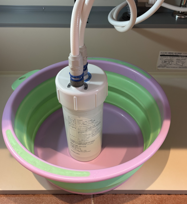 LIXIL水栓　浄水器のカートリッジ交換